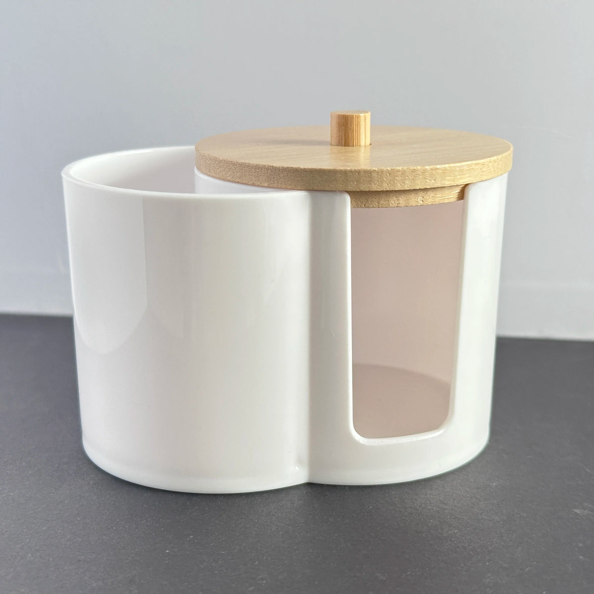 2024 New Hot White Plastic Cotton Swabs with Lid Cosmetic Cotton Pads 2 in 1 Organizer Three Kinds of Lids to Choose From