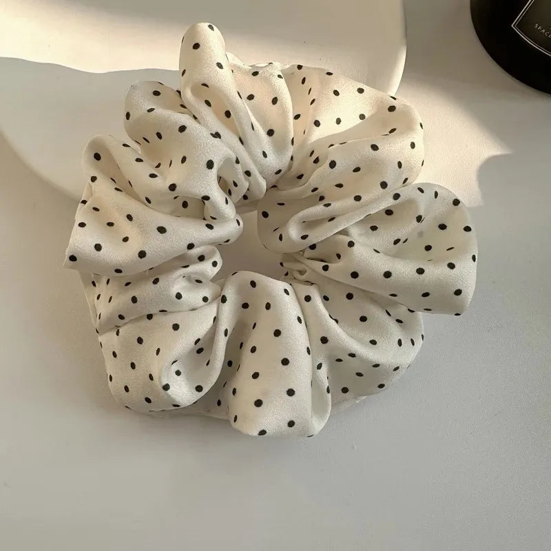 2Pcs Elegant Minimalist Hair Scrunchies for Women Silk Simulation Hair Ties Wave Point Elastic Hair Loop Ponytail Accessories