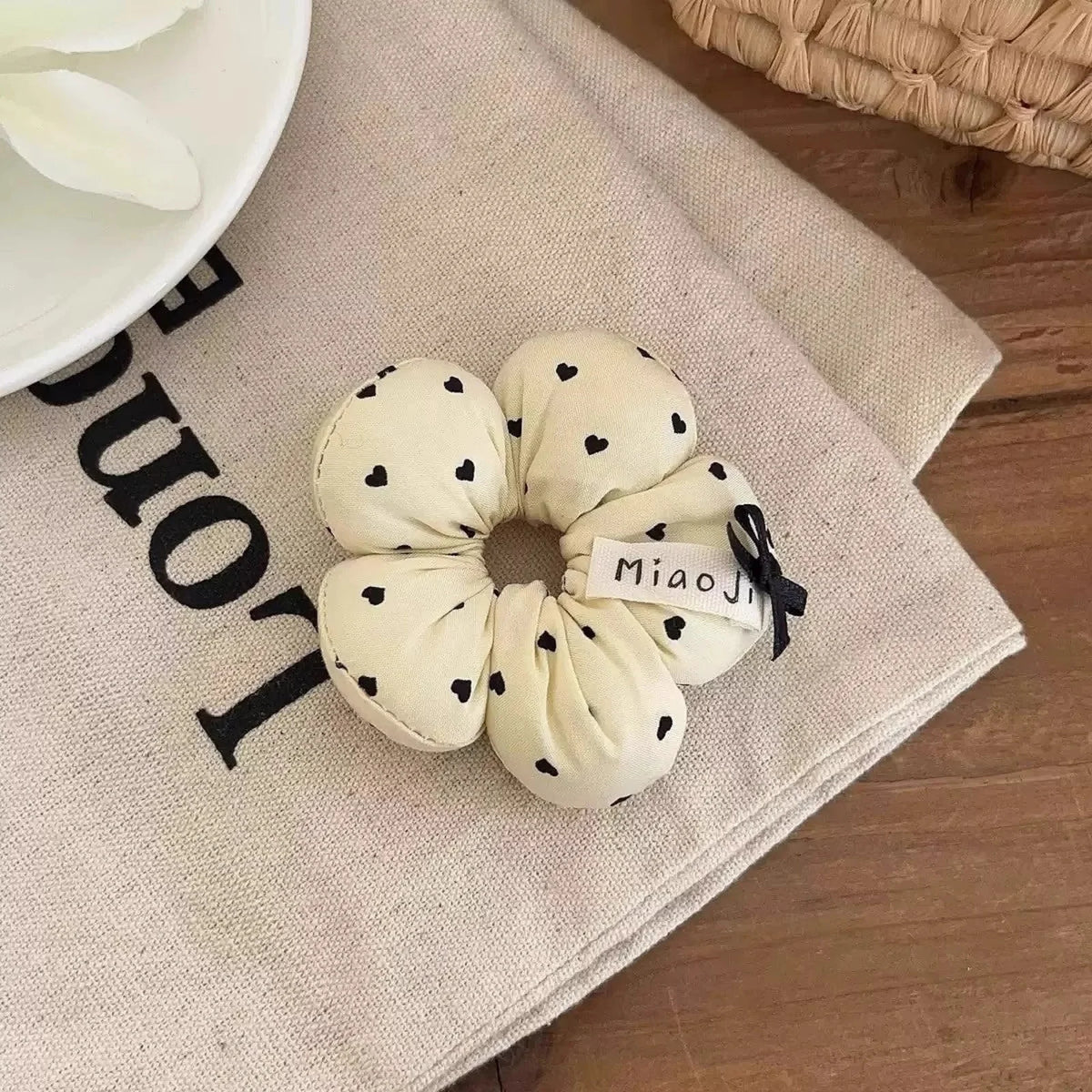 1PC　Cute Flower - Shaped Hair Scrunchies for Kids, Heart - Printed Elastic Hair Ties, Sweet Hair Accessories for Girls