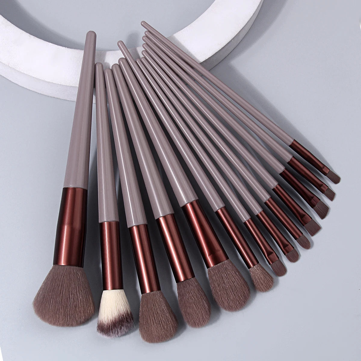 13PCS Professional Makeup Brush Set,for Foundation, Eyeshadow,Concealer&Blush,Complete Cosmetic Tool Kit for Beginners&Daily
