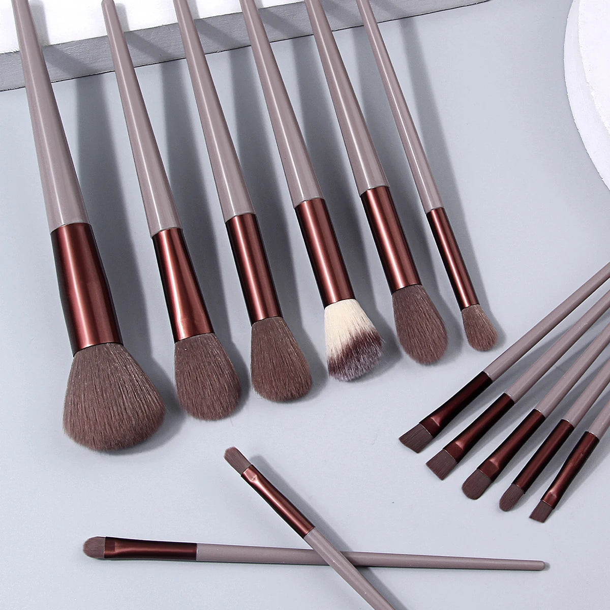 13PCS Professional Makeup Brush Set,for Foundation, Eyeshadow,Concealer&Blush,Complete Cosmetic Tool Kit for Beginners&Daily